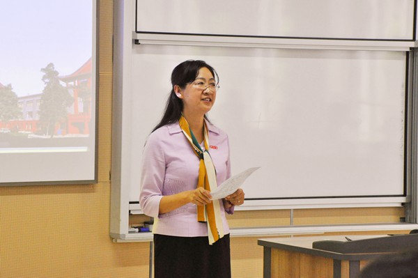 王红宁经理发言.jpg 王红宁经理发言.jpg